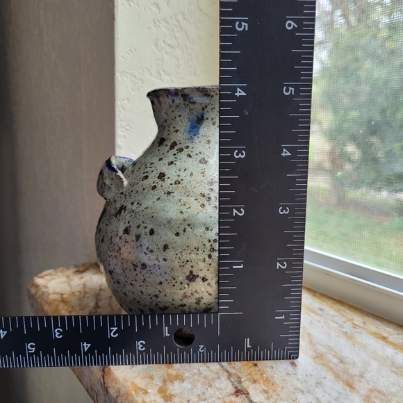 Speckled Gray Blue Jug with Wing Design - Picture 8 of 8